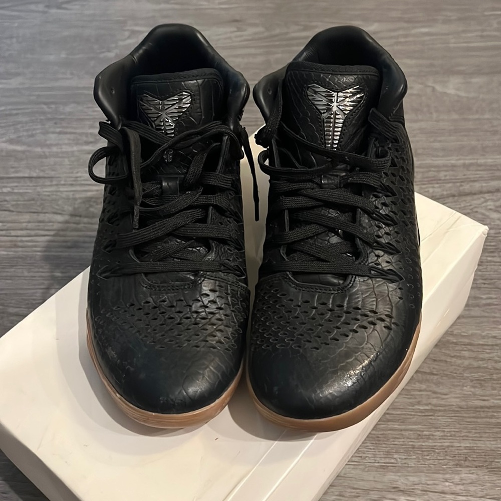 Kobe 9 Mid EXT QS 'Snakeskin'